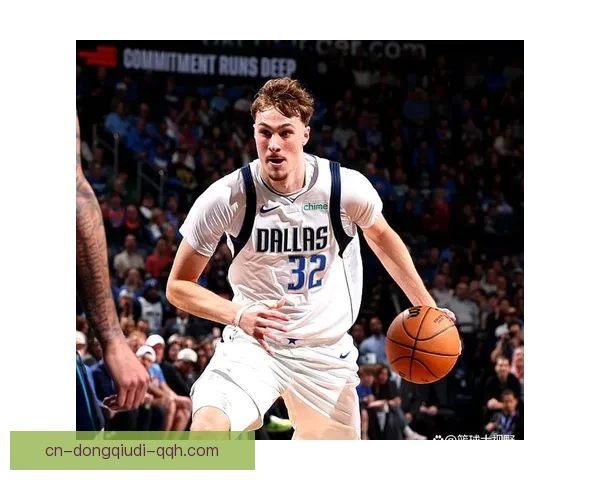 俄克拉荷马城雷霆力克达拉斯独行侠取得132-111胜利团队表现出色